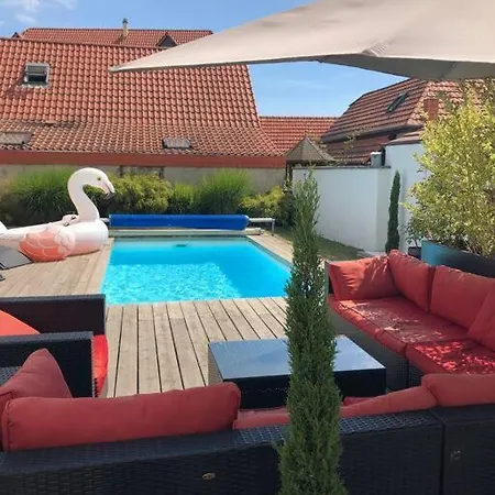 Maison D'architecte Situee Sur La Route Des Vins