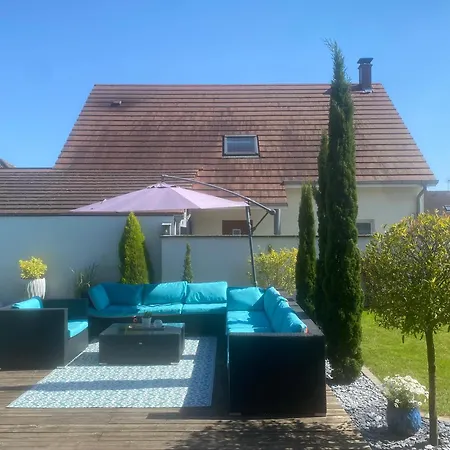 Maison D’architecte Située Sur La Route Des Vins *