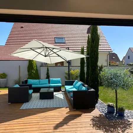 Maison D’architecte Située Sur La Route Des Vins