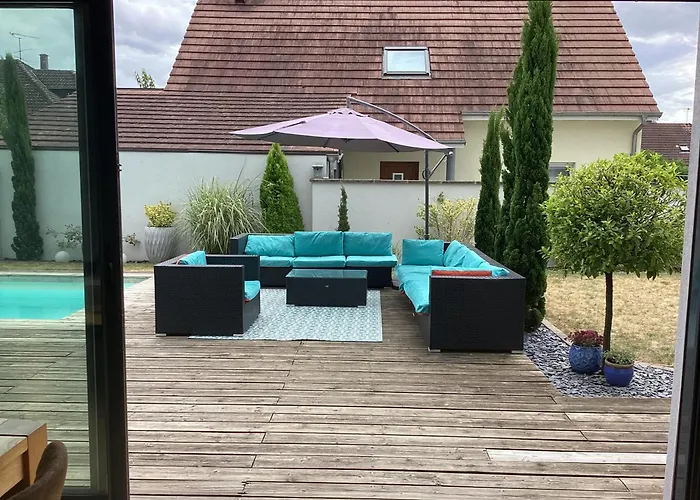 Maison D'architecte Situee Sur La Route Des Vins