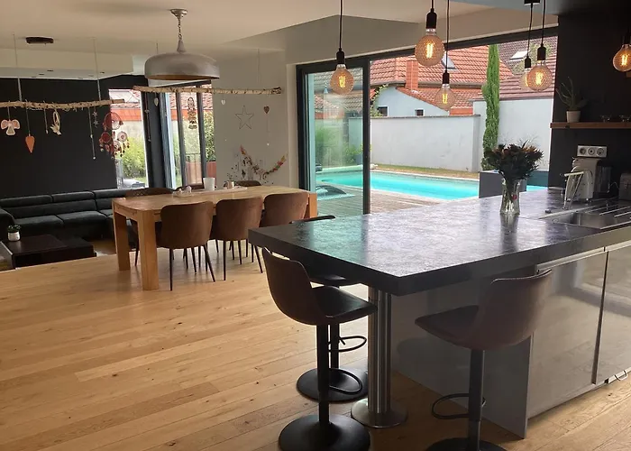 Maison D'architecte Situee Sur La Route Des Vins Villa