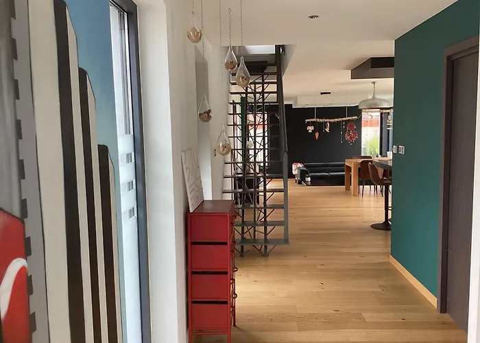 Villa Maison D'architecte Situee Sur La Route Des Vins *